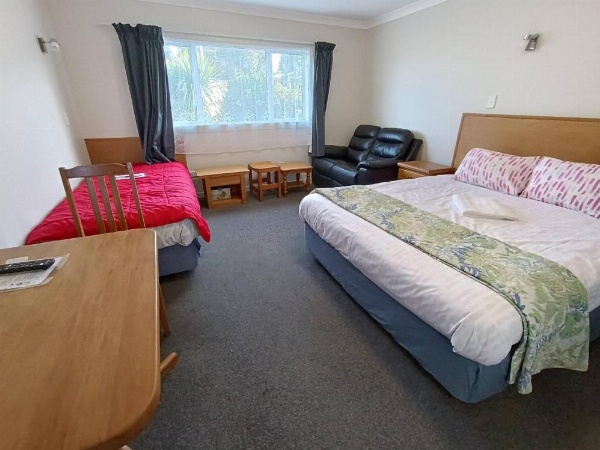 Bayfield Motel and Apartment image 14