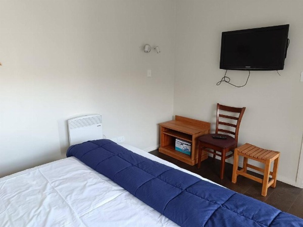 Bayfield Motel and Apartment image 26